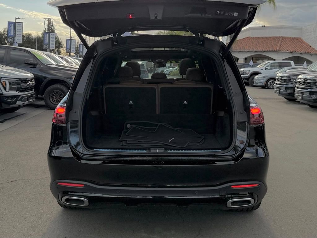 Used 2025 Mercedes-Benz GLS 450 4MATIC image 12