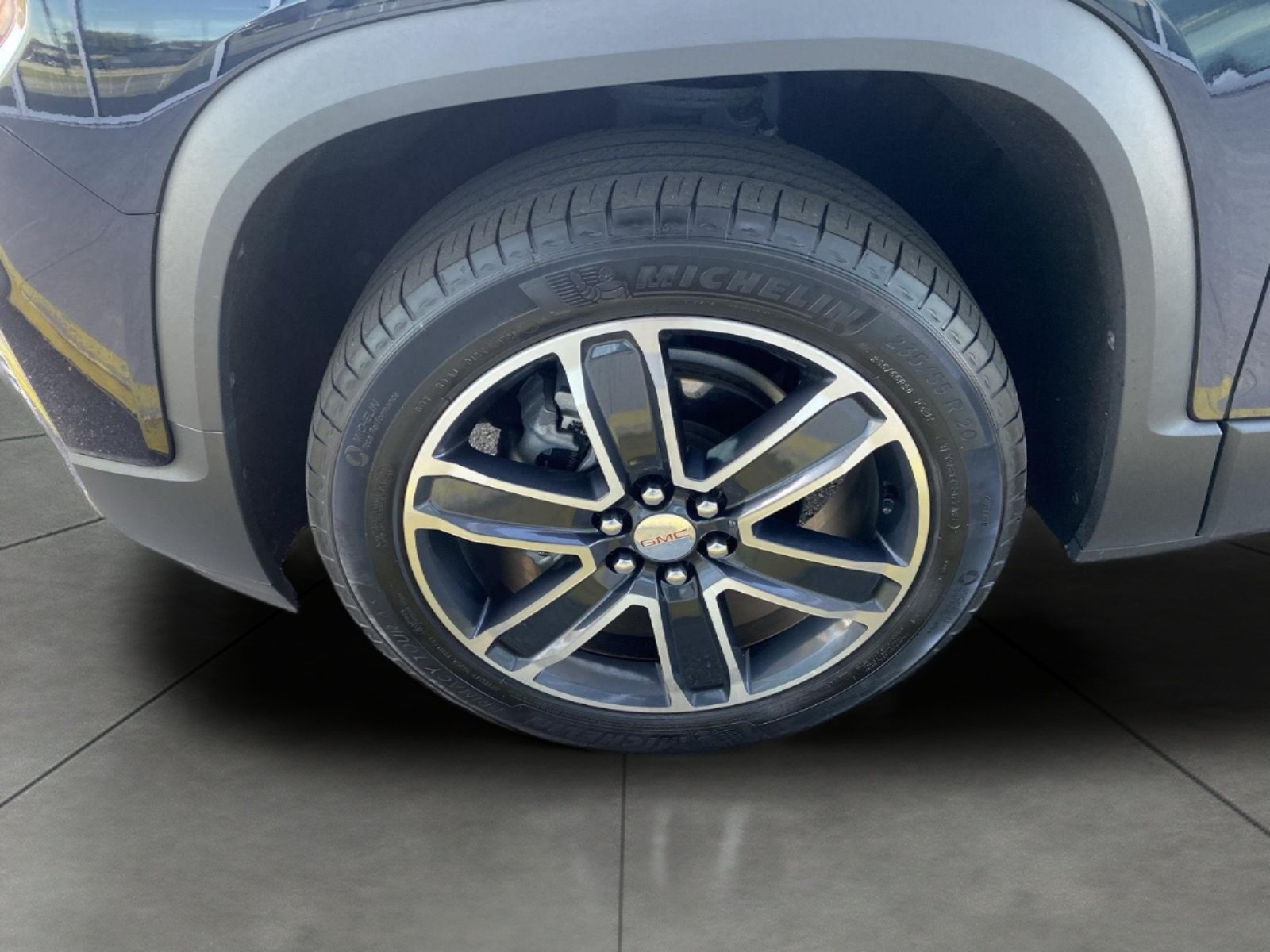 Used 2021 GMC Acadia SLT w/ Preferred Package AWD/4WD image 7