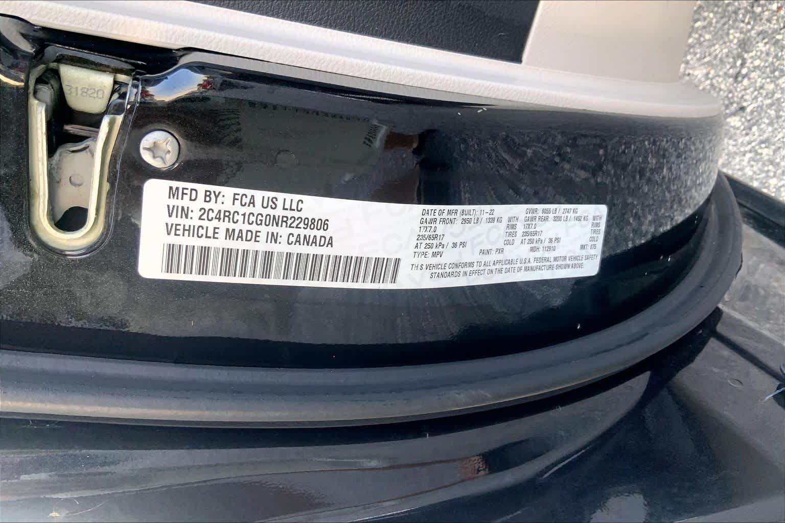 Used 2022 Chrysler Voyager LX FWD image 29