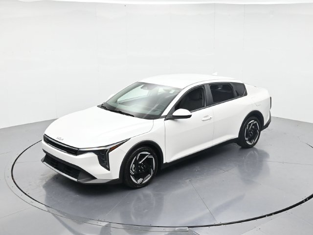 Used 2025 Kia K4 EX FWD image 44