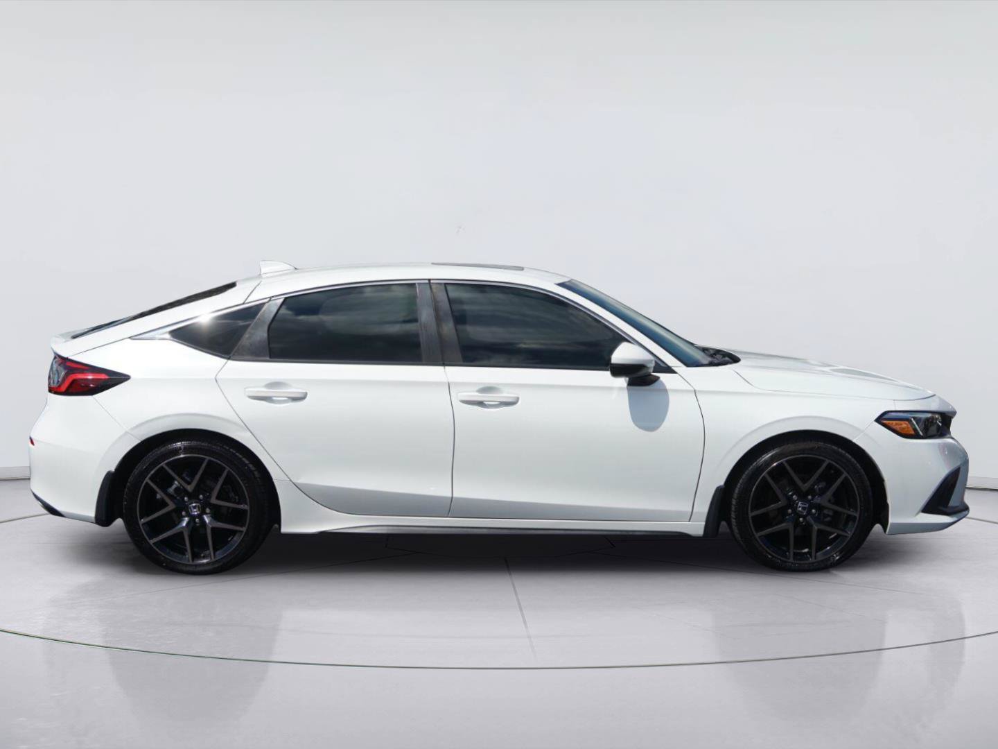 Used 2022 Honda Civic Sport Touring image 5