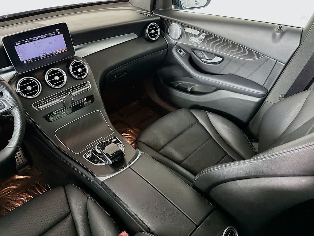 Used 2018 Mercedes-Benz GLC 300 image 11