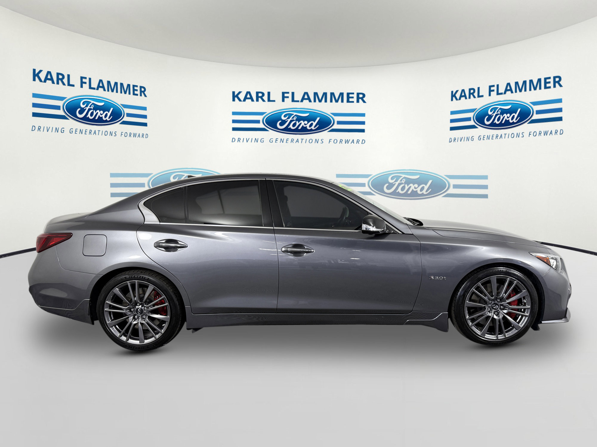 Used 2019 INFINITI Q50 Red Sport 400 w/ Sensory Package image 2