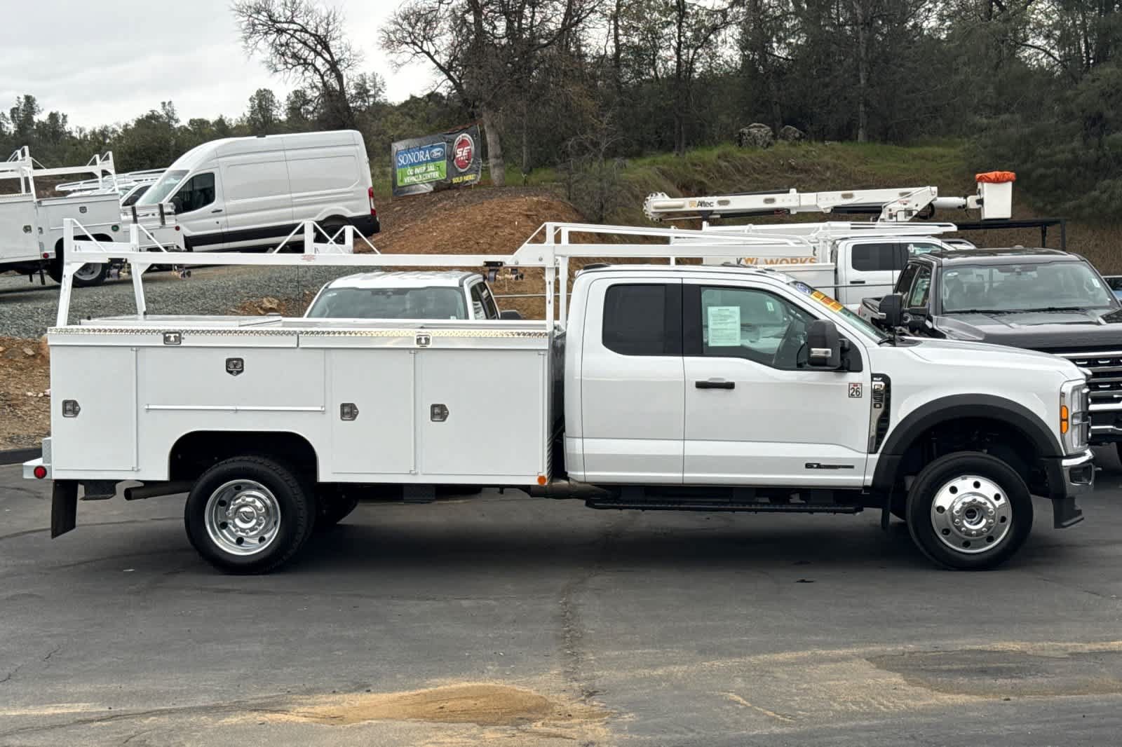 Certified 2025 Ford F550 4x4 SuperCab Super Duty w/ XLT Value Package image 3