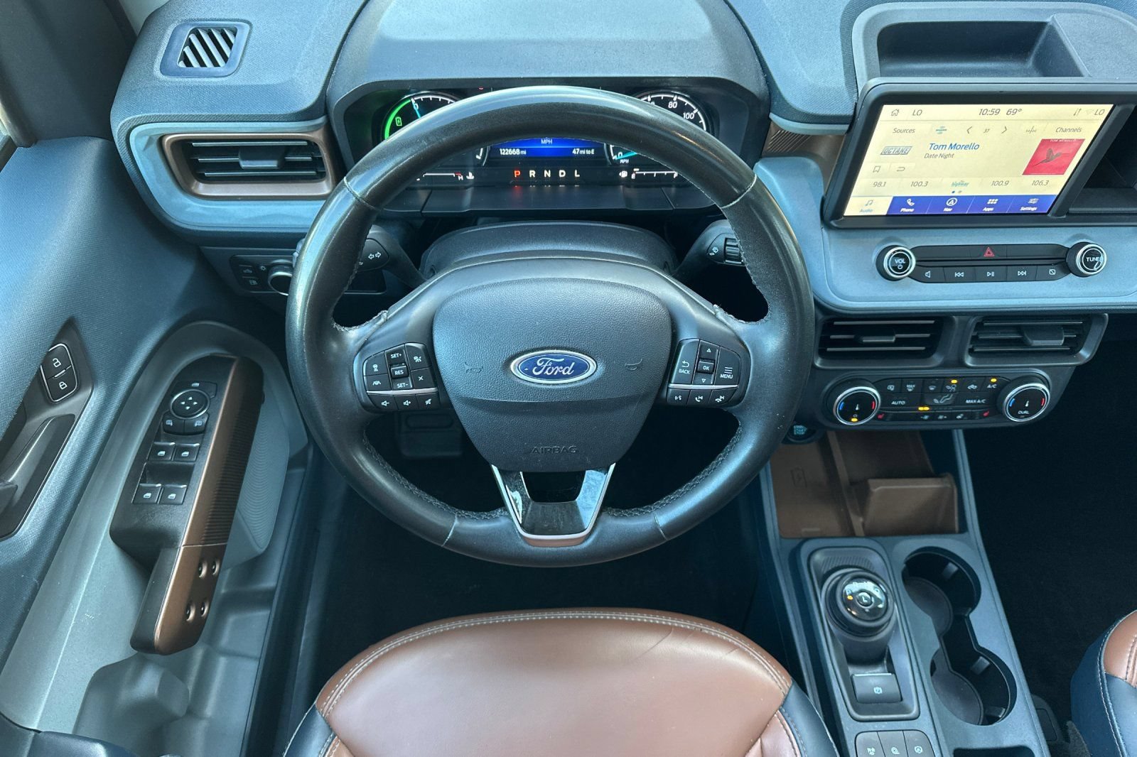 Certified 2023 Ford Maverick Lariat w/ Lariat Luxury Package FWD image 17