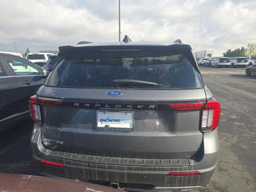 Certified 2025 Ford Explorer Active w/ Active Comfort Package RWD image 5