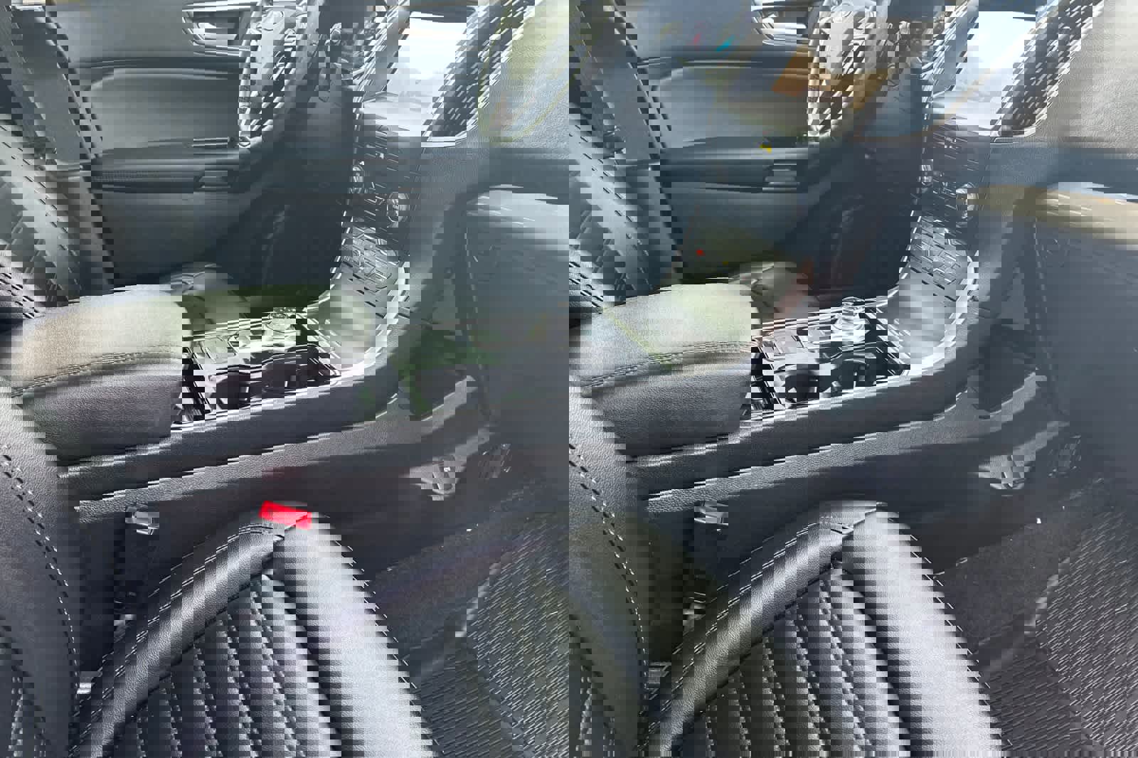 Certified 2020 Ford Edge SEL w/ Convenience Package image 16