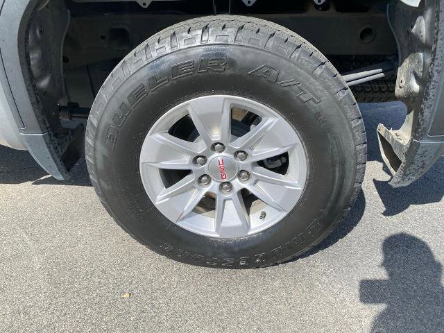 Used 2023 GMC Sierra 1500 SLE AWD/4WD image 31
