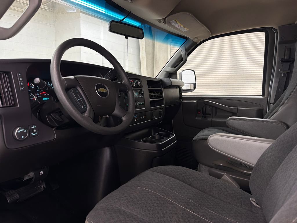 Used 2024 Chevrolet Express 2500 w/ Driver Convenience Package RWD image 6