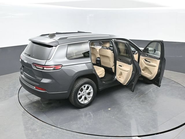 Used 2023 Jeep Grand Cherokee L Limited AWD/4WD image 27
