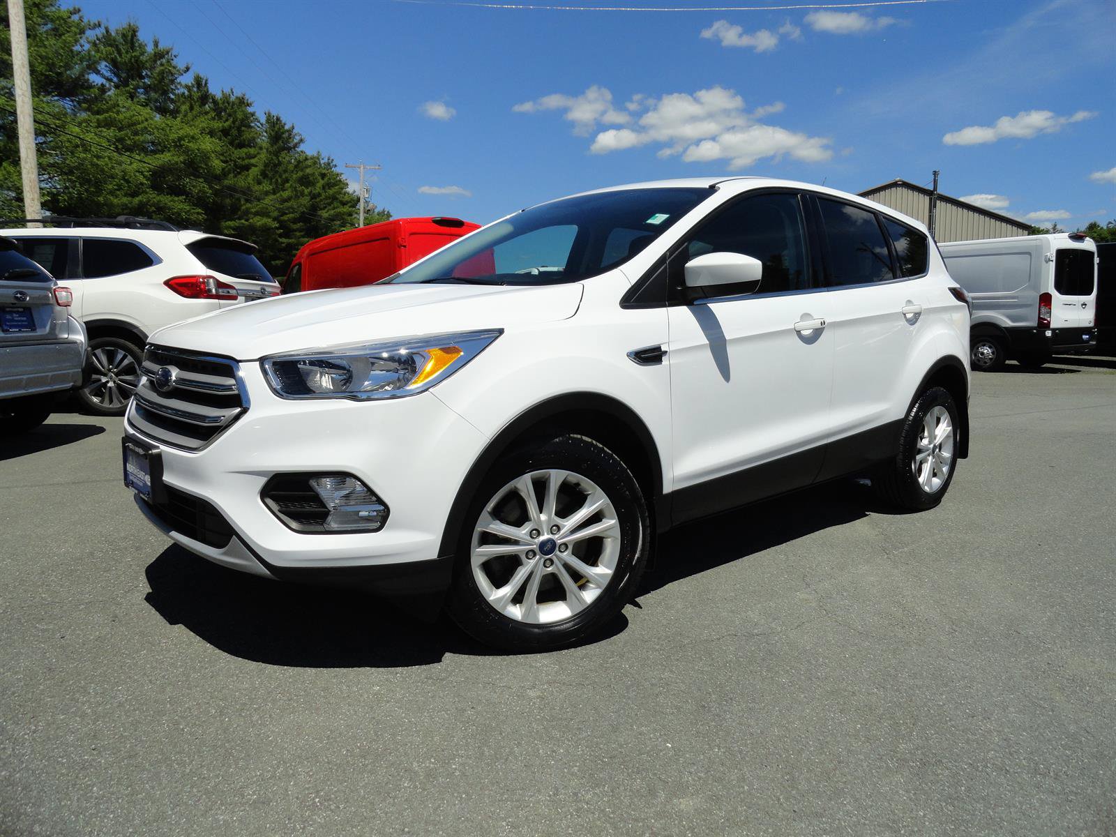 Certified 2019 Ford Escape SE AWD/4WD image 1