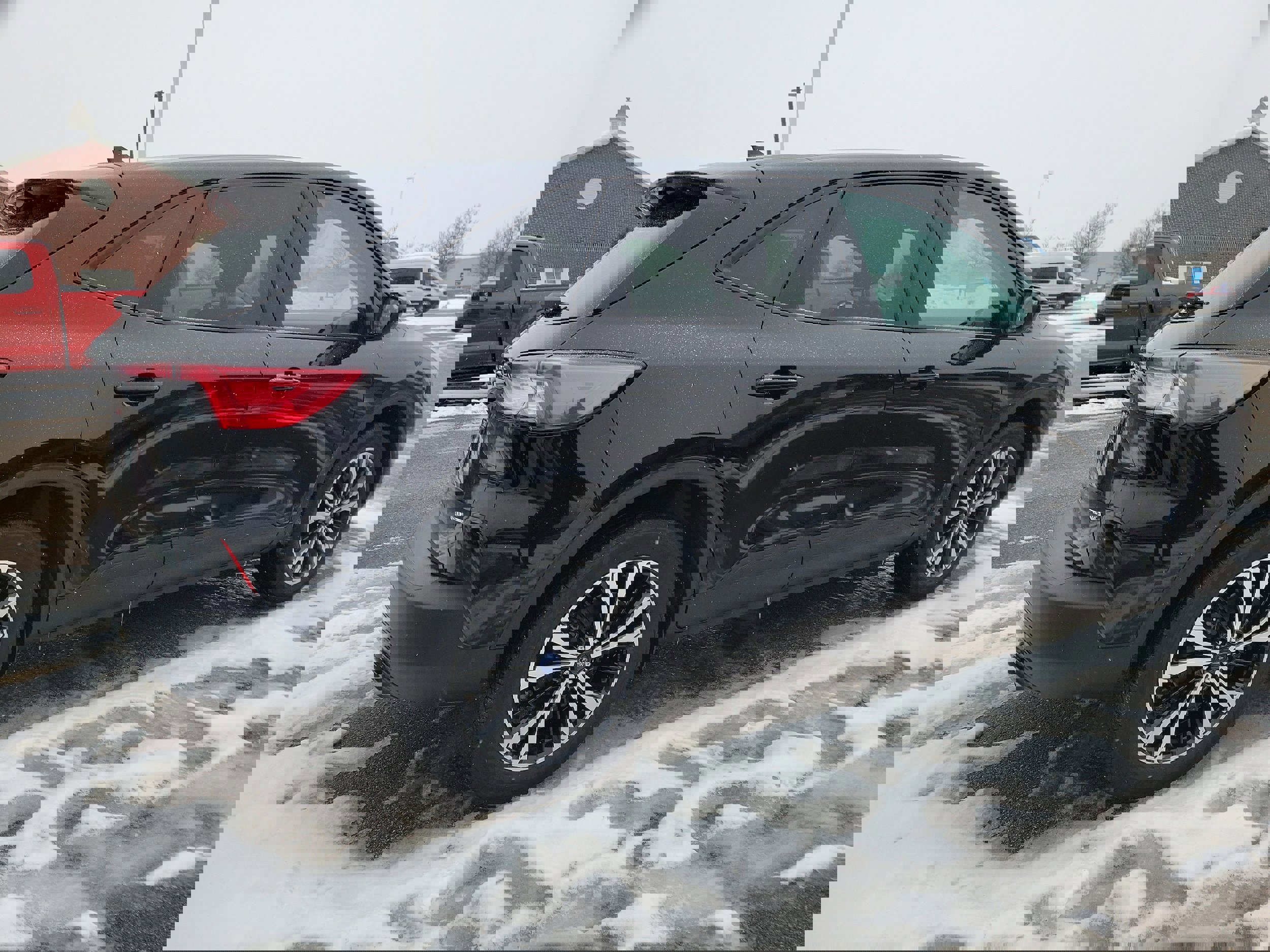 Certified 2022 Ford Escape SE w/ SE Sport Appearance Package image 3