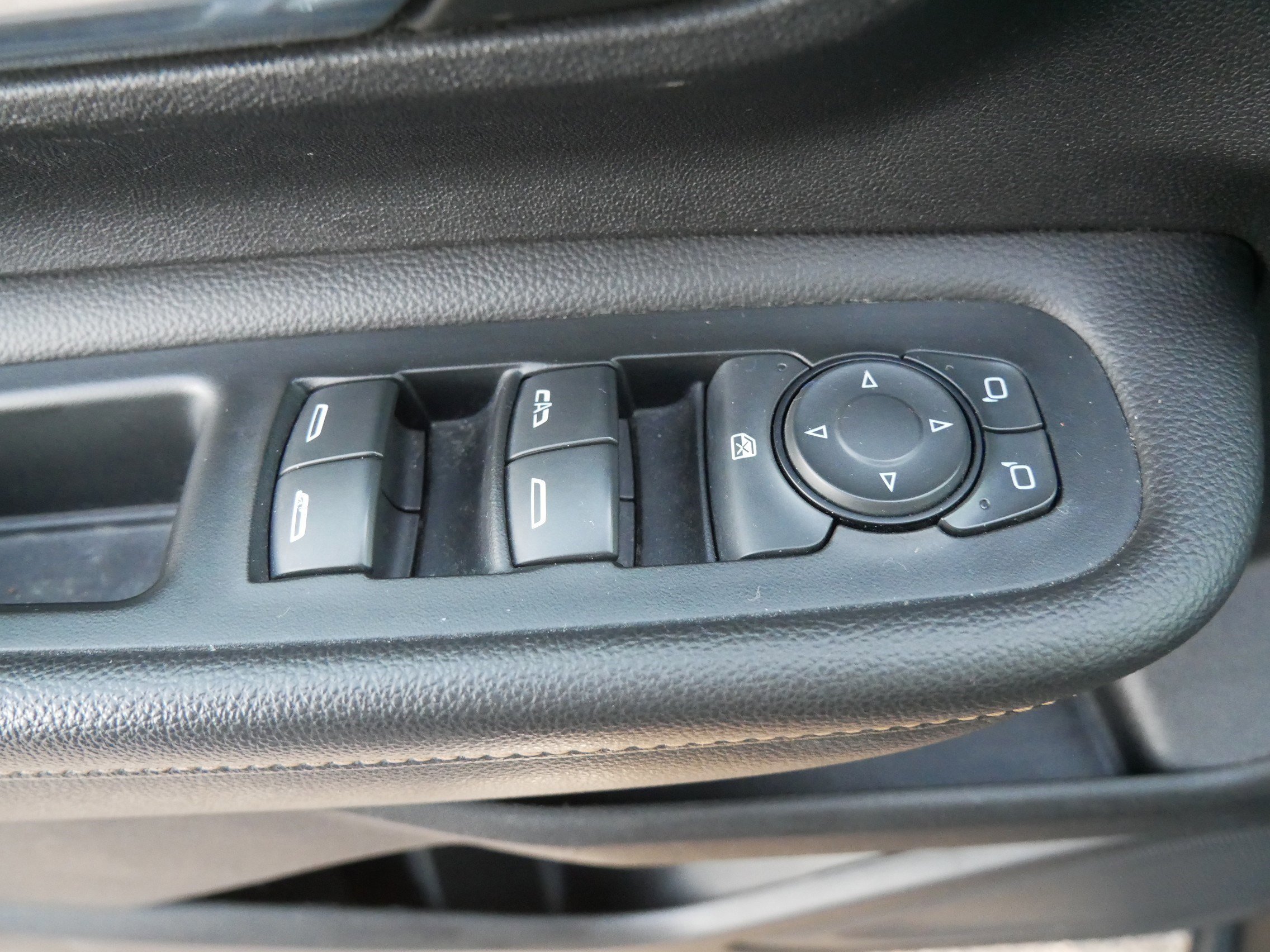 Used 2018 GMC Terrain SLE w/ Driver Convenience Package image 20