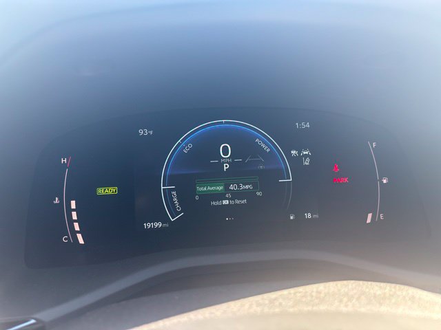 Used 2025 Toyota Camry SE w/ Convenience Package FWD image 36