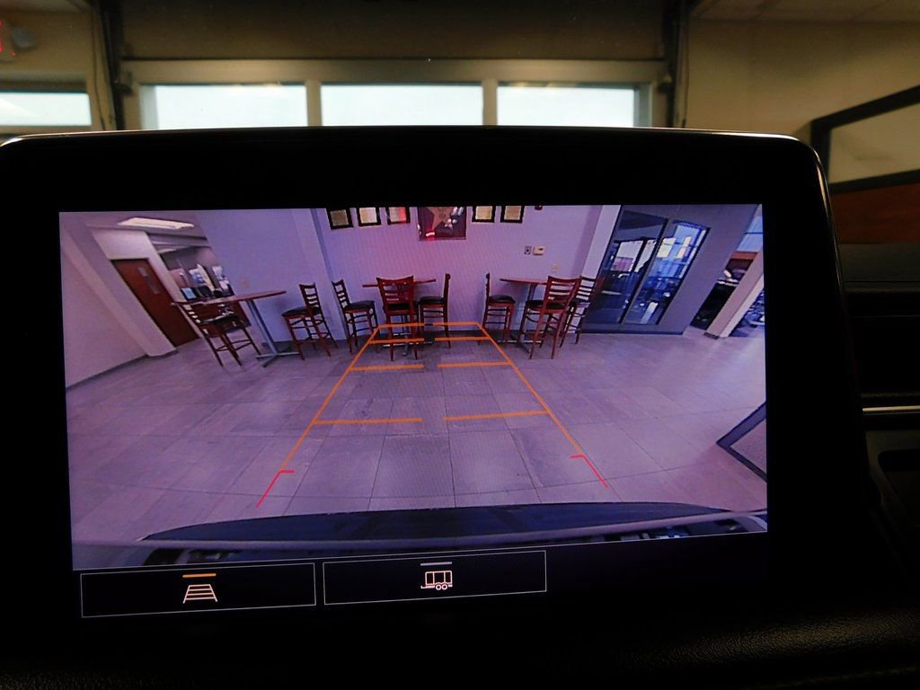 Used 2021 Chevrolet Tahoe LT image 17