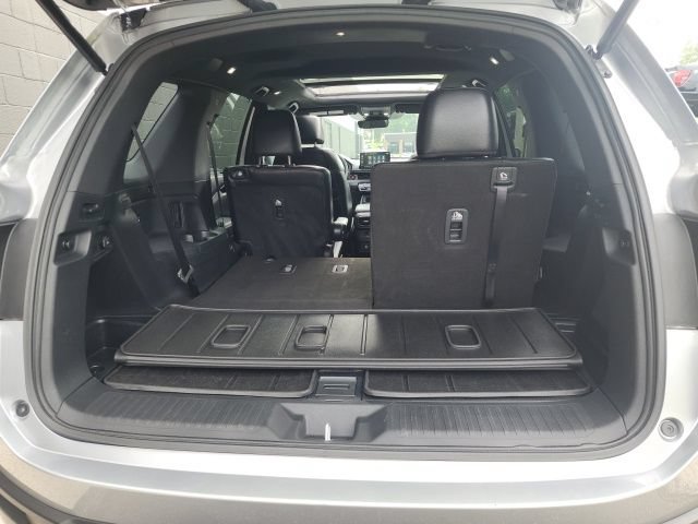 Used 2023 Honda Pilot TrailSport image 19
