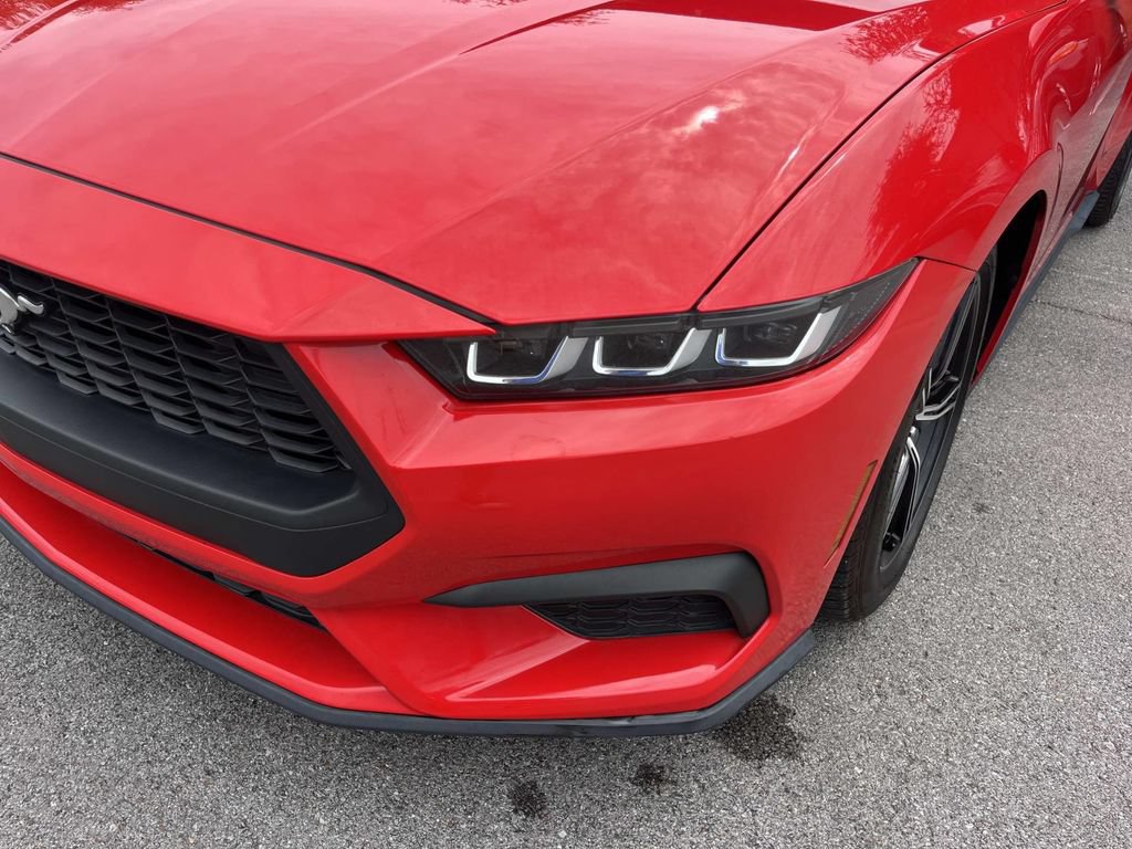 Certified 2024 Ford Mustang Coupe RWD image 11