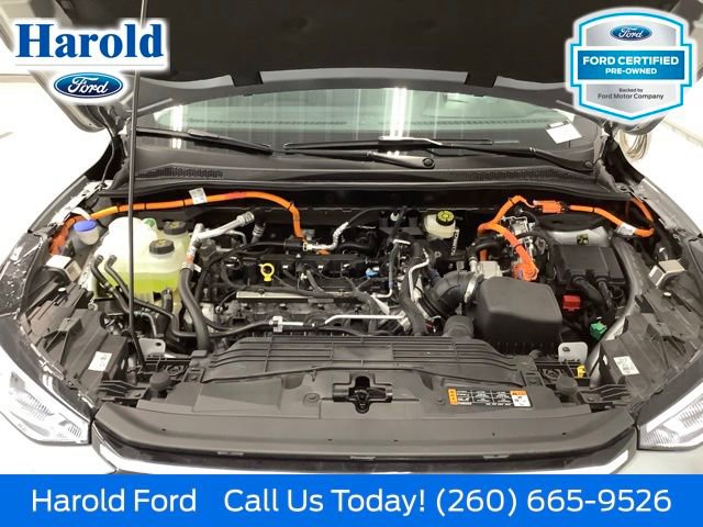 Certified 2024 Ford Escape SE w/ PHEV Premium Package FWD image 17