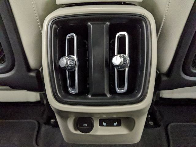 Used 2023 Volvo XC40 B5 Ultimate w/ Climate Package image 14