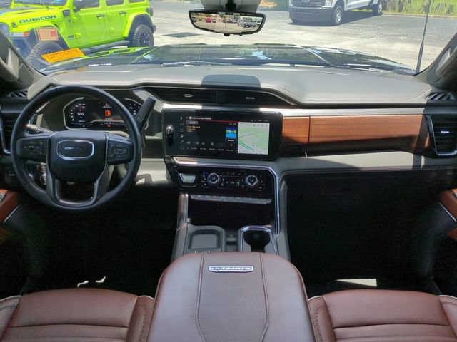 Used 2024 GMC Sierra 2500 Denali Ultimate AWD/4WD image 15