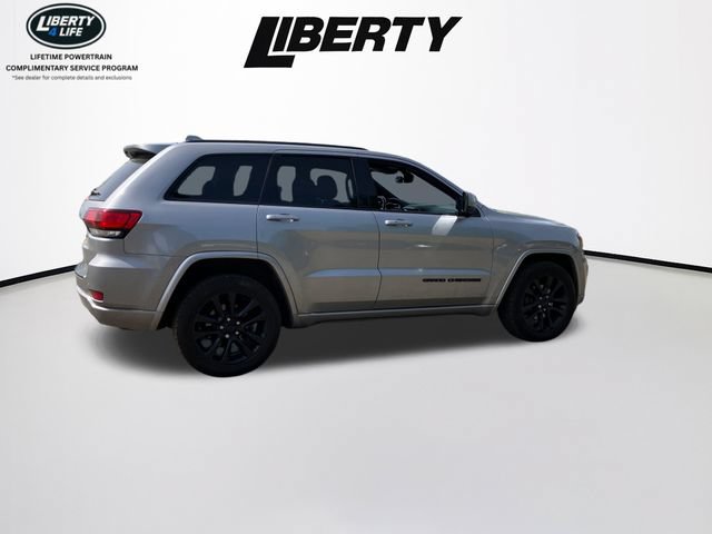 Used 2020 Jeep Grand Cherokee Altitude AWD/4WD image 5