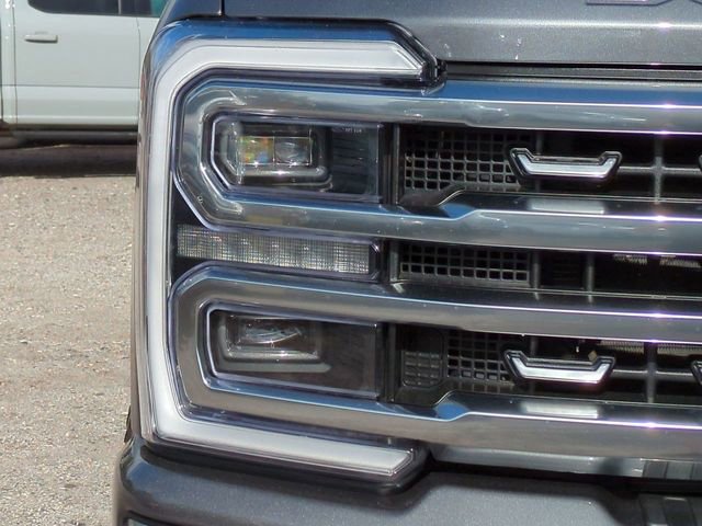 Certified 2024 Ford F250 Platinum w/ FX4 Off-Road Package image 10