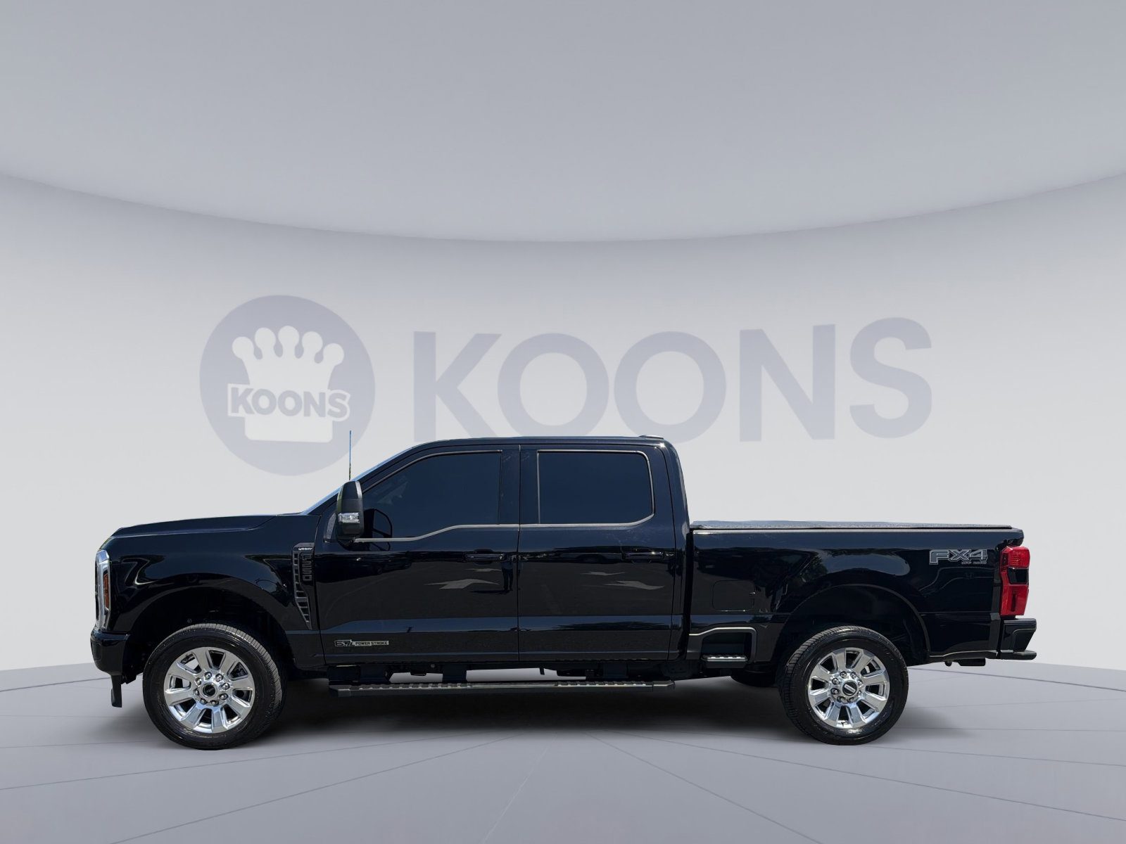 Certified 2025 Ford F250 Lariat w/ Black Appearance Package AWD/4WD image 2