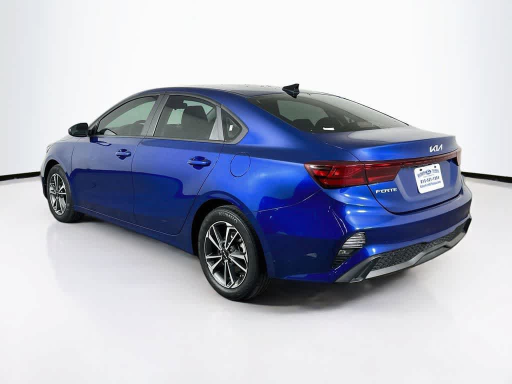 Used 2023 Kia Forte LXS FWD image 4