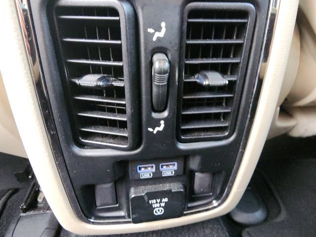 Used 2020 Jeep Grand Cherokee Limited w/ Trailer Tow Group IV AWD/4WD image 37