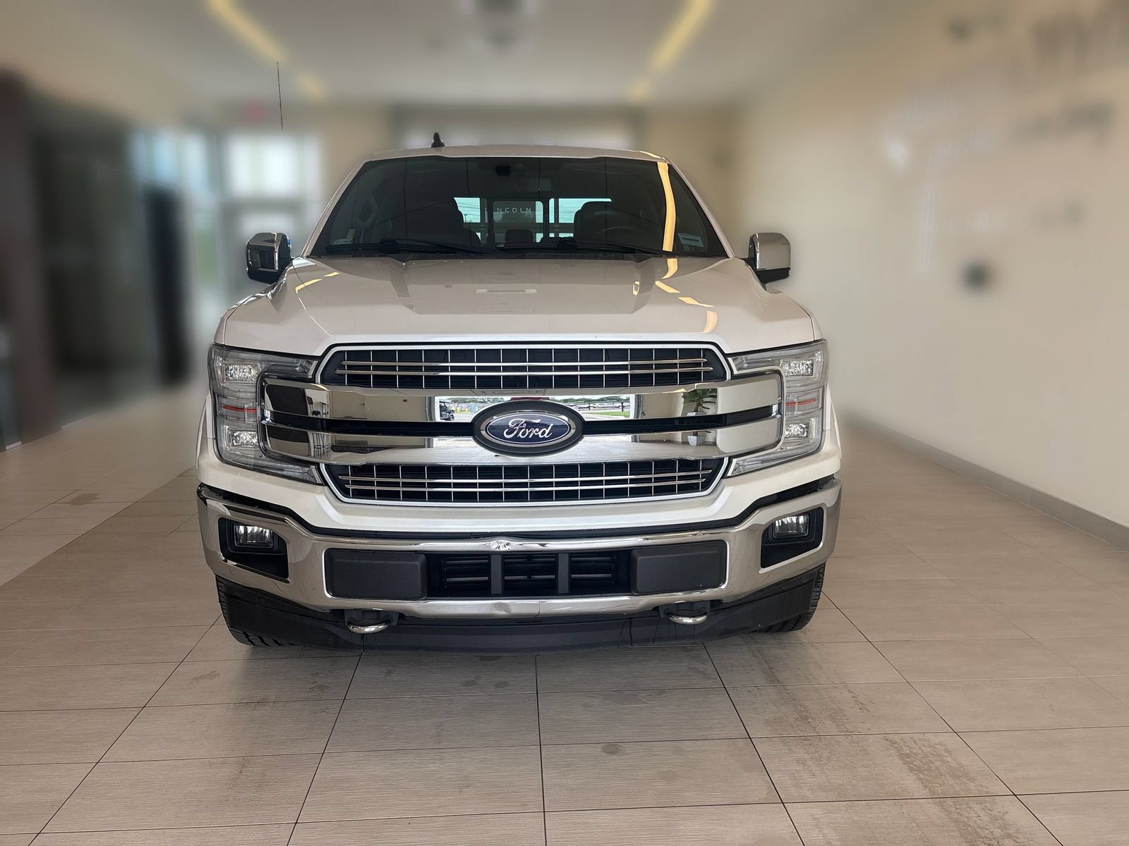 Certified 2019 Ford F150 Lariat w/ Equipment Group 502A Luxury AWD/4WD image 5