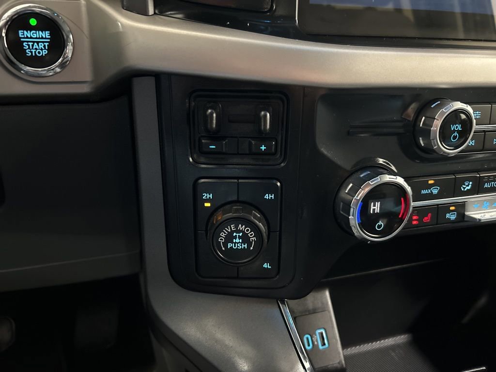 Certified 2021 Ford F150 XLT w/ Equipment Group 302A High image 20