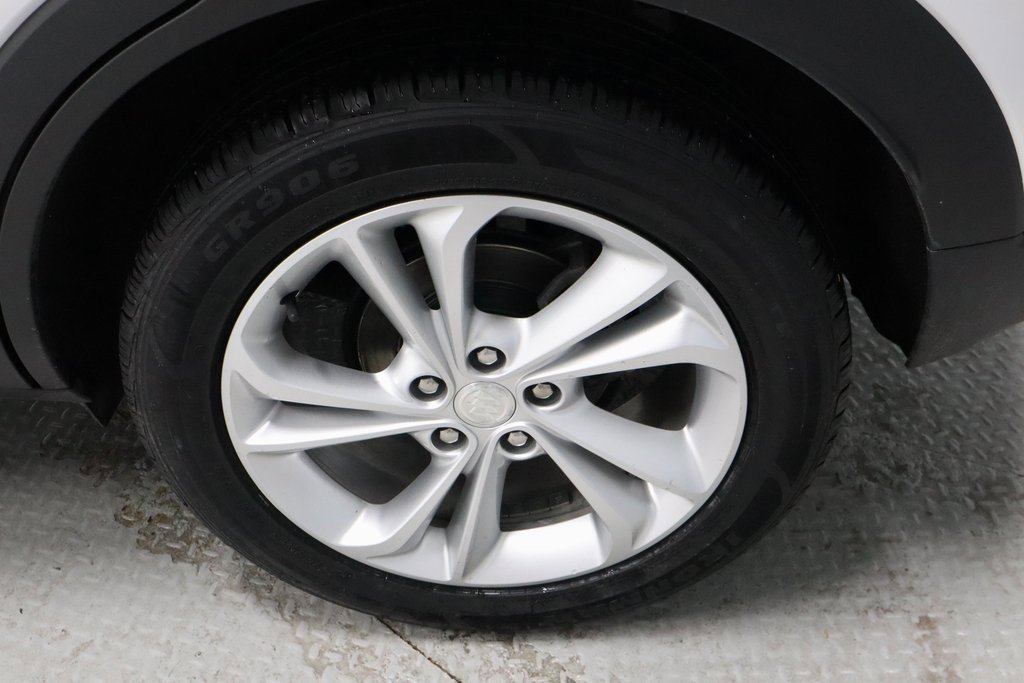 Used 2023 Buick Encore GX Preferred w/ Cold Weather Comfort Package image 19