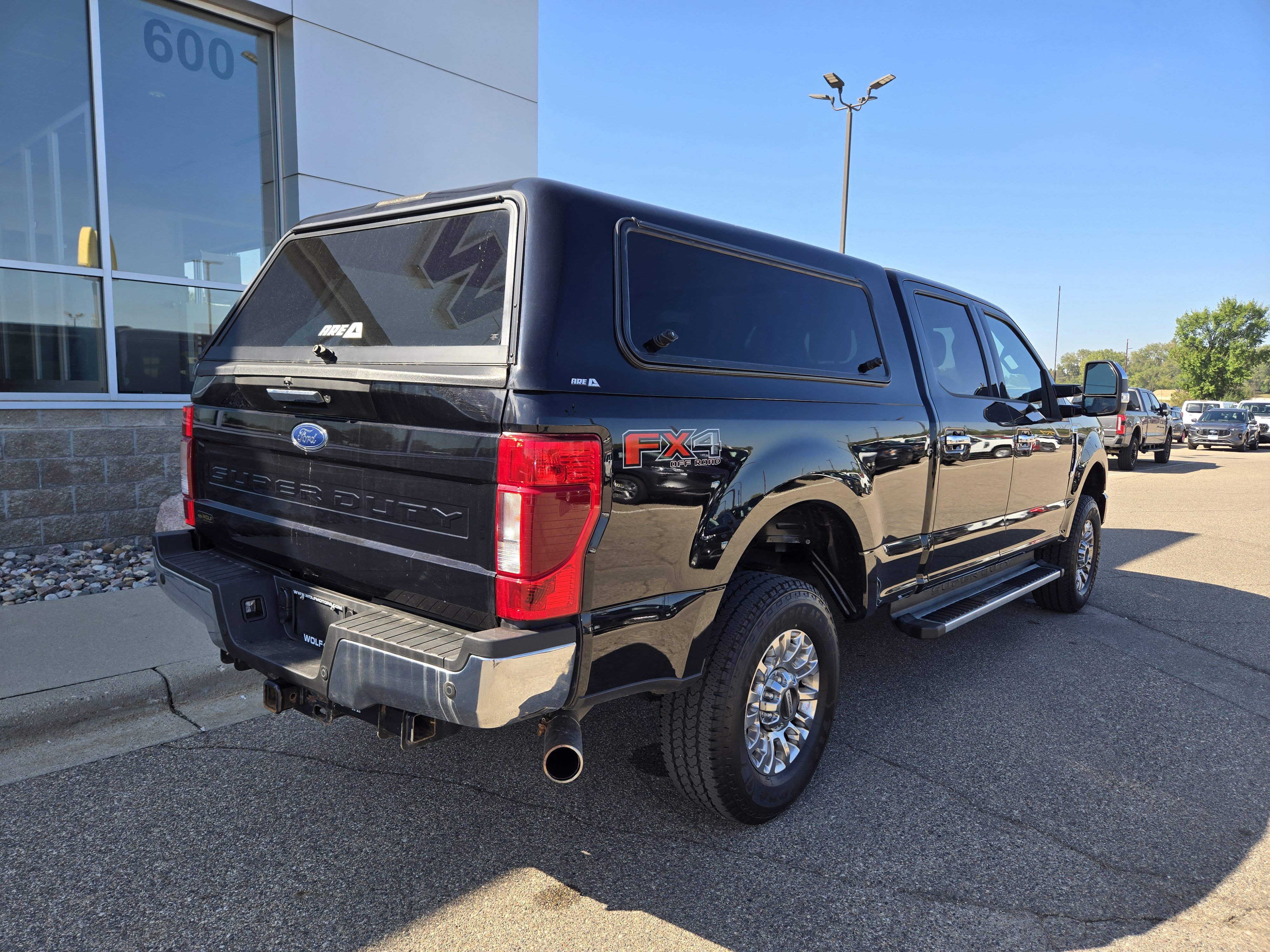 Certified 2022 Ford F350 Lariat w/ Chrome Package image 5