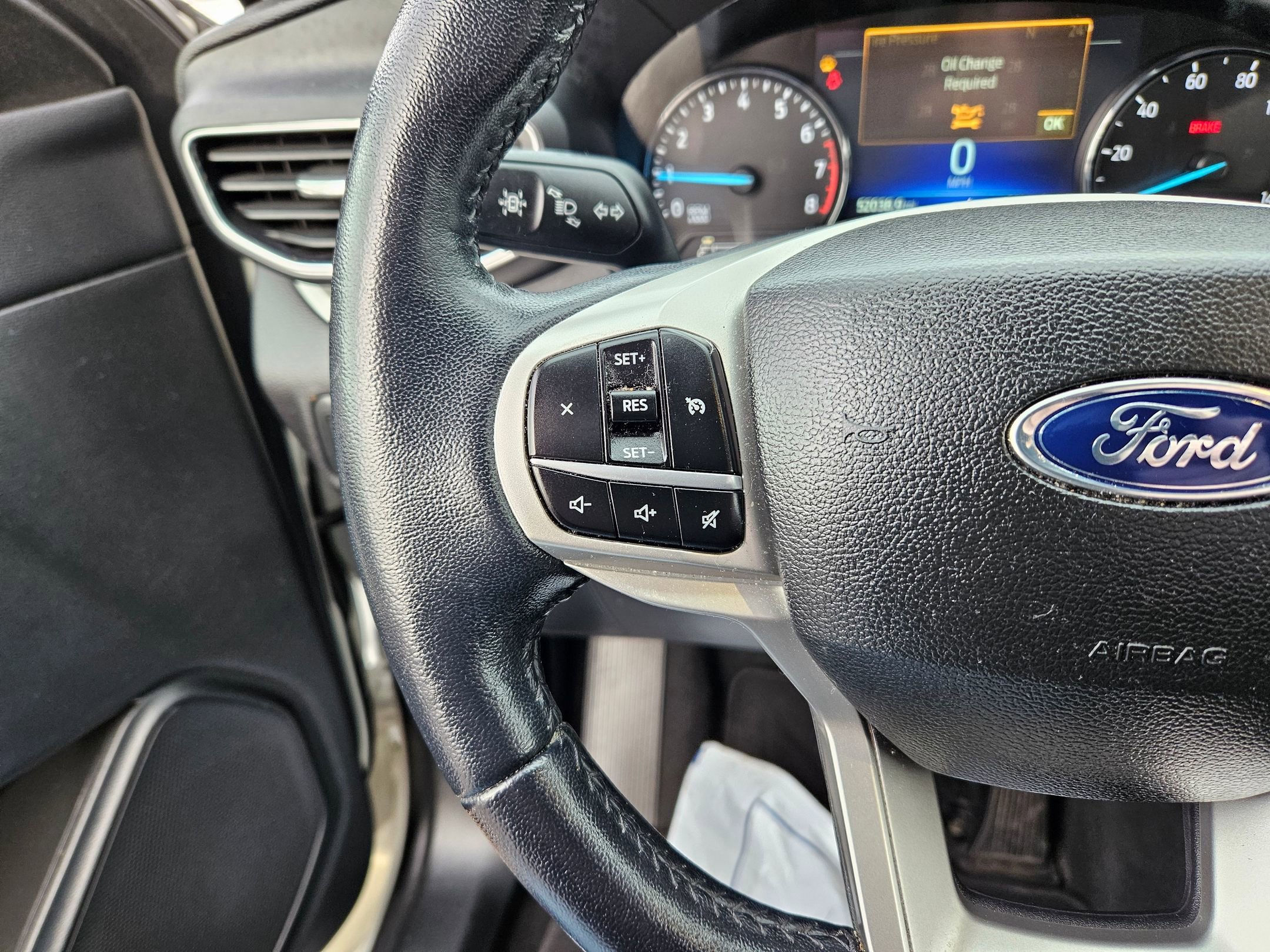 Certified 2022 Ford Explorer XLT w/ Equipment Group 202A image 10