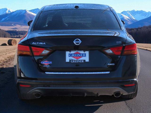 Used 2020 Nissan Altima 2.5 SR w/ Premium Package image 5