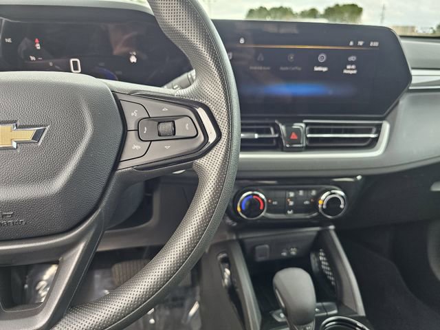 Used 2024 Chevrolet TrailBlazer LT image 23