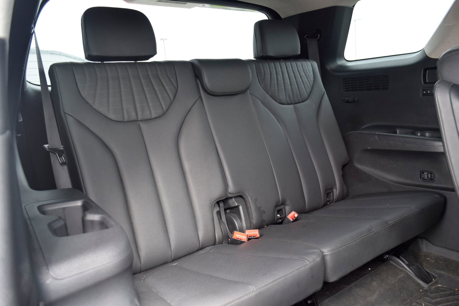 Used 2023 Hyundai Palisade Limited FWD image 23