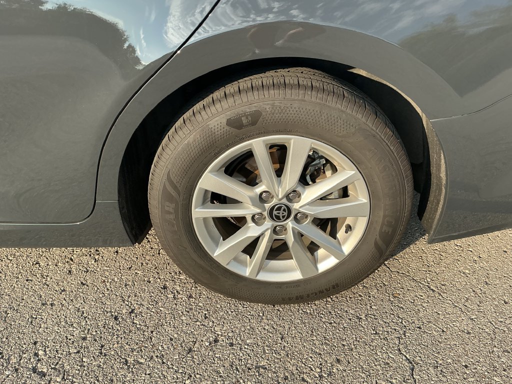Used 2026 Toyota Camry LE FWD image 8