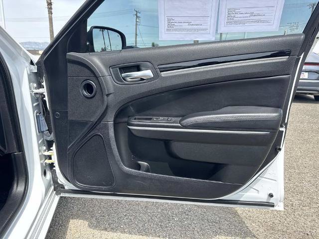 Used 2023 Chrysler 300 Touring image 29