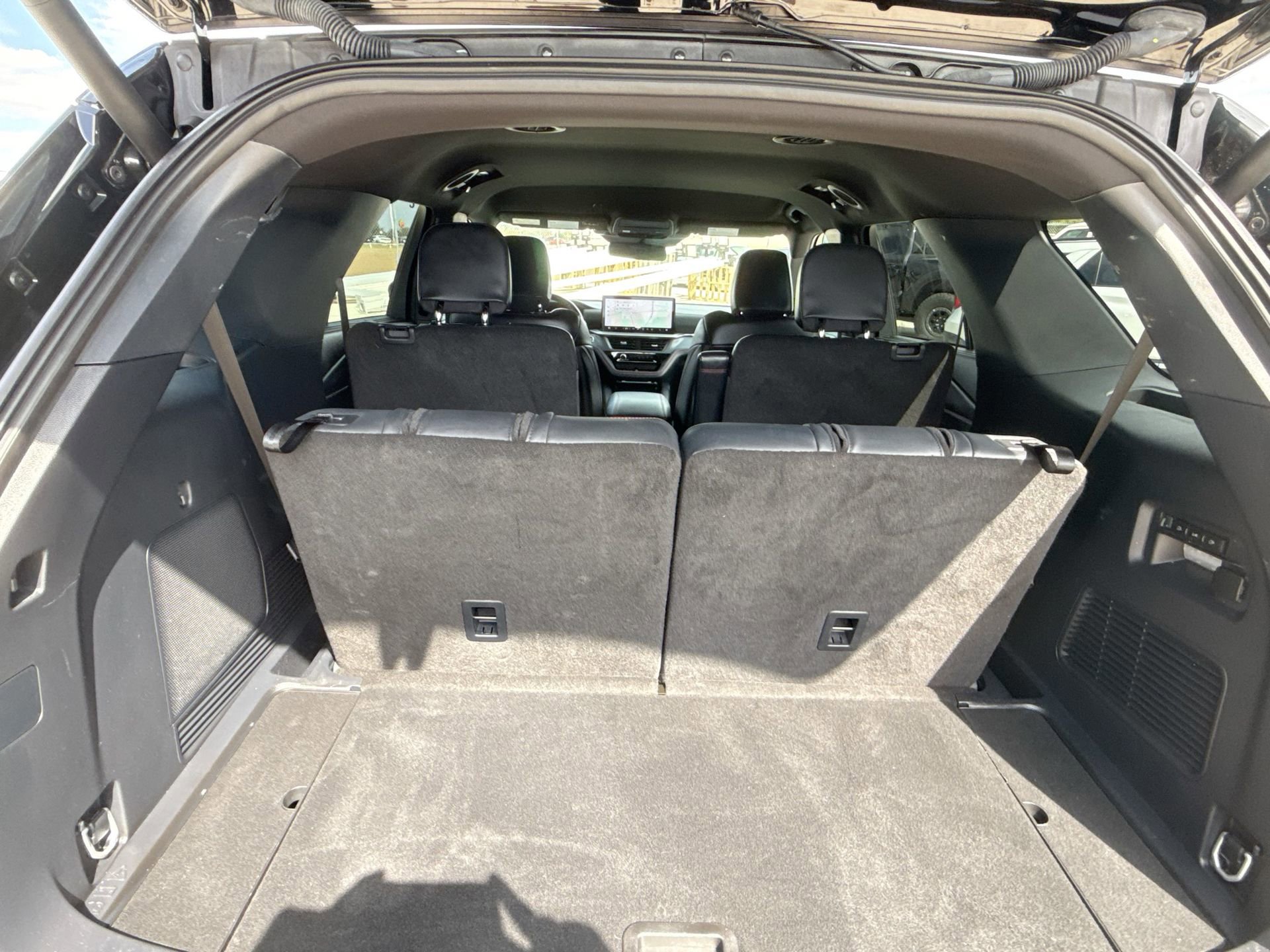 Certified 2025 Ford Explorer ST image 29