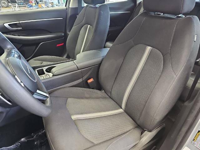 Used 2025 Hyundai Sonata SEL FWD image 14