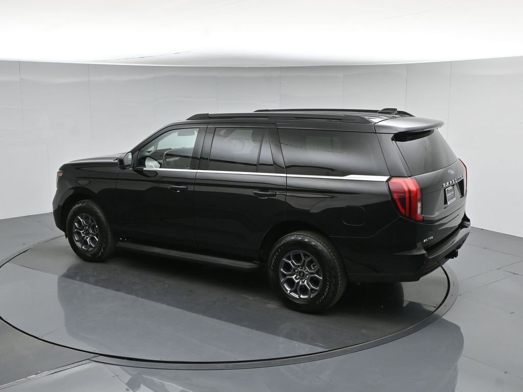 Certified 2025 Ford Expedition Active AWD/4WD image 47