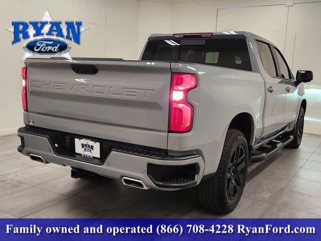 Used 2025 Chevrolet Silverado 1500 RST image 3
