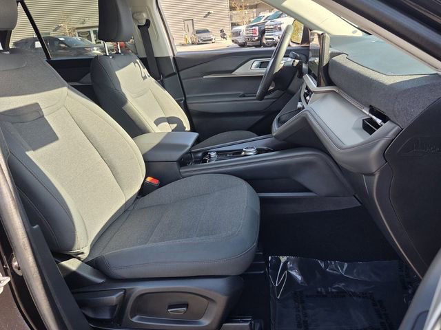 Certified 2025 Ford Explorer Active image 19