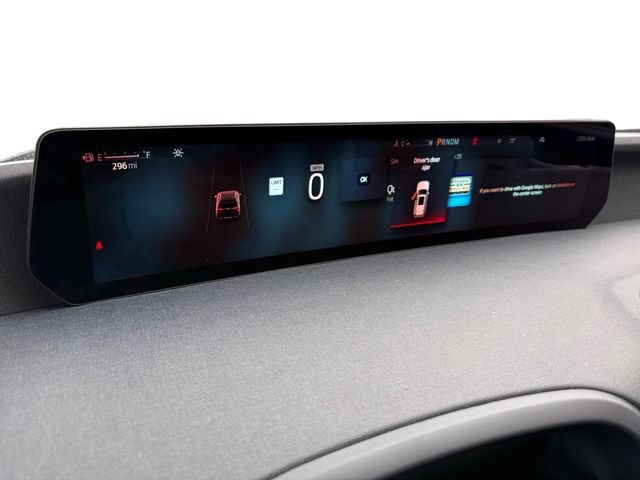Certified 2025 Ford Expedition Active AWD/4WD image 14