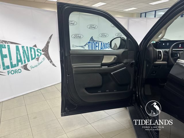 Certified 2025 Ford Expedition Active RWD image 13