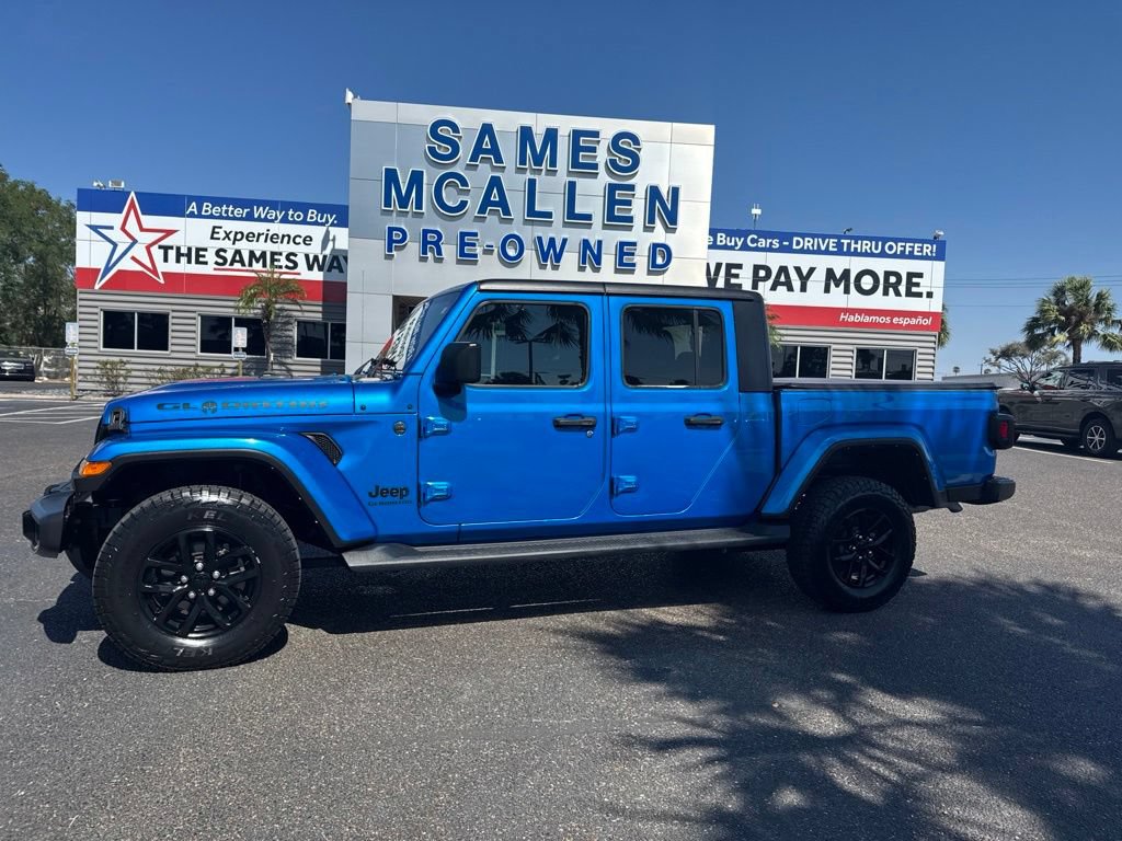 Used 2022 Jeep Gladiator Sport AWD/4WD image 2