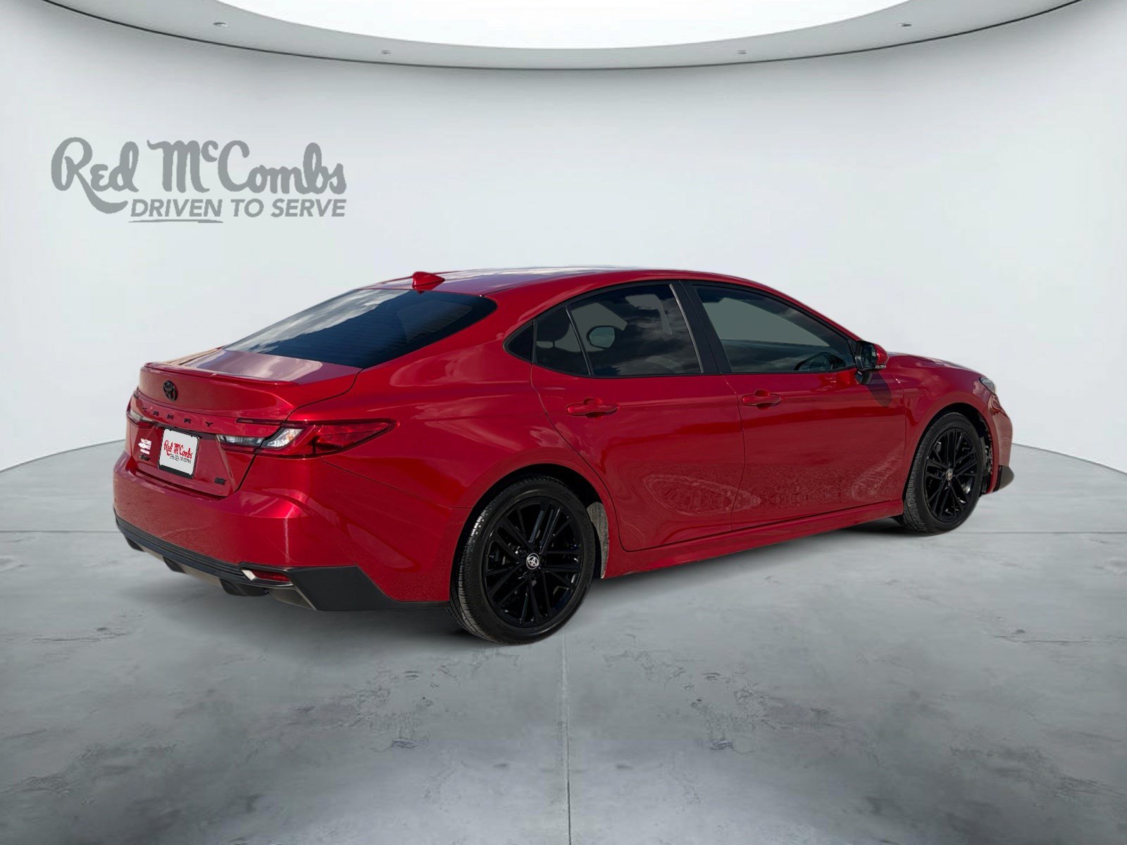 Used 2025 Toyota Camry SE FWD image 5