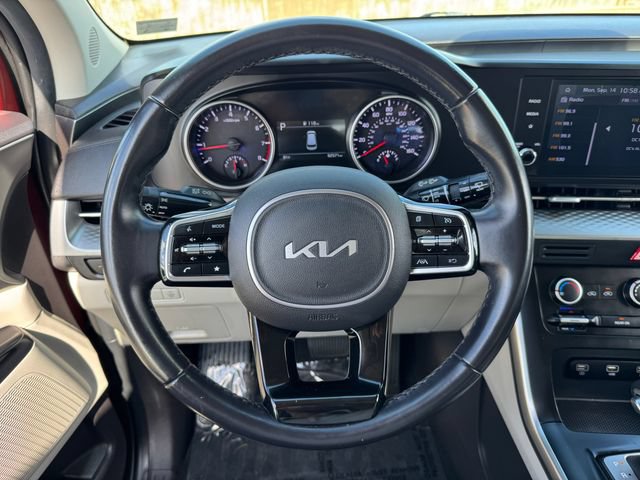 Used 2022 Kia Carnival LX FWD image 22