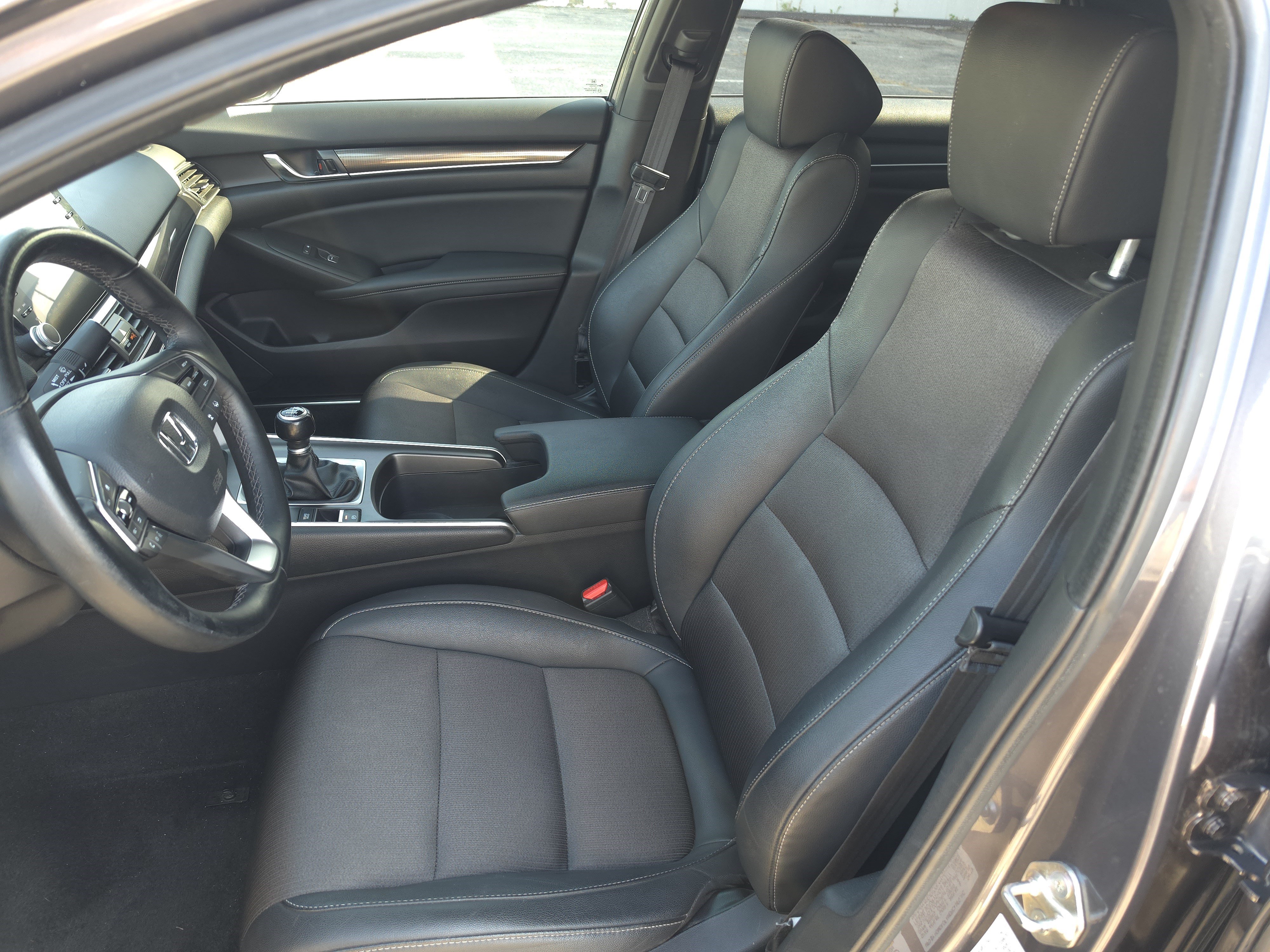 Used 2019 Honda Accord Sport image 17